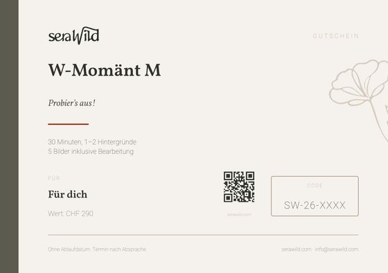 Ein W-Gutschein im Format A5 quer: Logo, Paketname, Wert und ein Code zum Einlösen